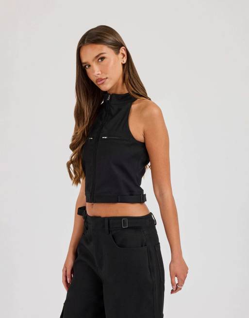 Cernucci Twill fitted funnel neck sleeveless top in black, 2 of 4