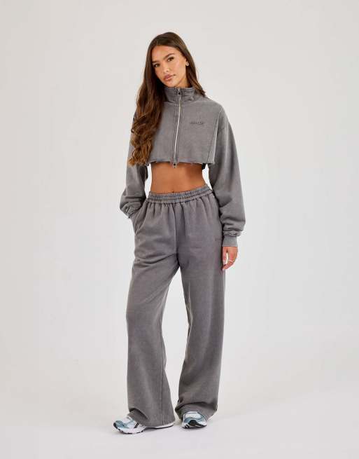 Cernucci Washed logo wide leg jogger in grey, 4 of 4