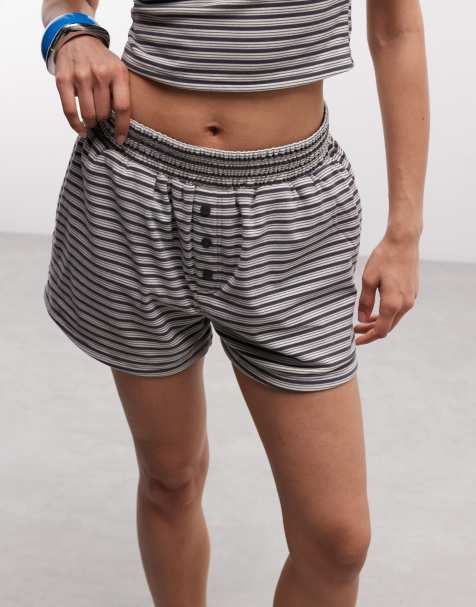 Cernucci - Zachte short in boxerstijl met dubbele strepen in grijs, deel van co-ord set - view 1