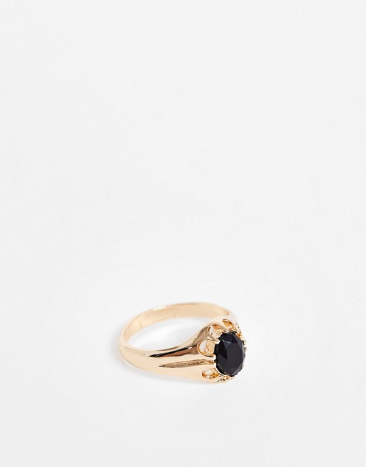 Chained & Able band ring with black stone in gold