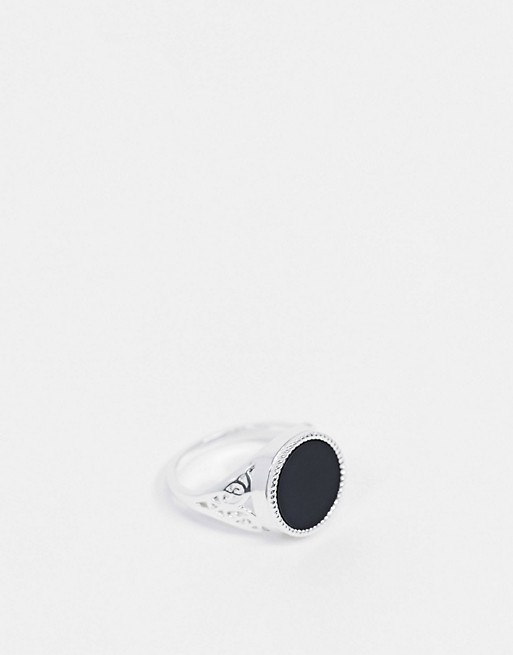 Chained & Able sovereign ring in silver with black stone