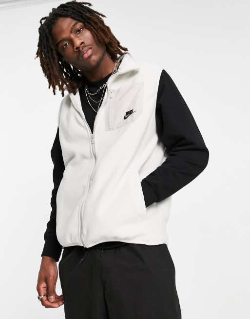 Chaleco blanco hueso de felpa polar Sport Utility de Nike ASOS