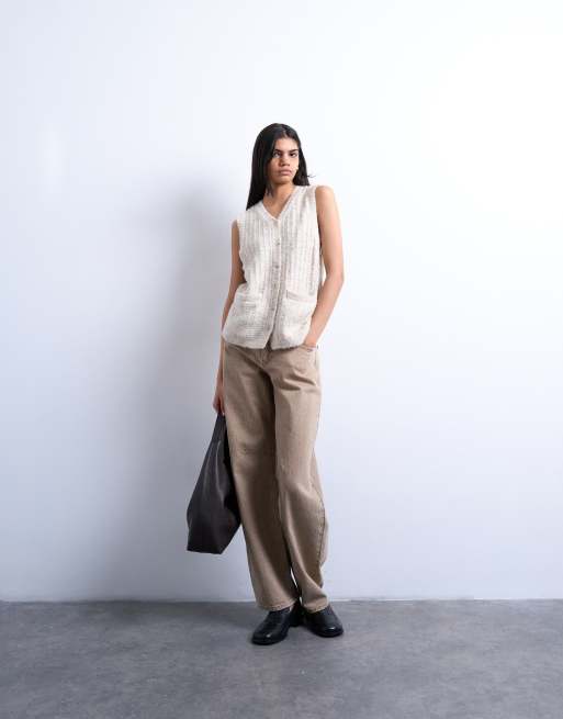 Chaleco color avena con bolsillo de punto calado de Topshop, 2 de 4