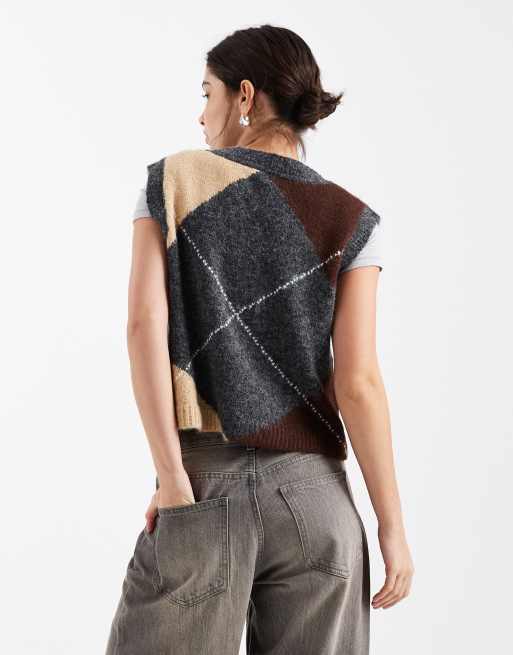 Chaleco con patrón de rombos neutros, cuello de pico y botones delanteros de punto de Object, 4 de 4