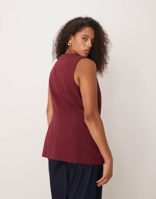 Chaleco de sastre color ciruela con cuello alto y cadera moldeada de ASOS DESIGN Curve, 2 de 4