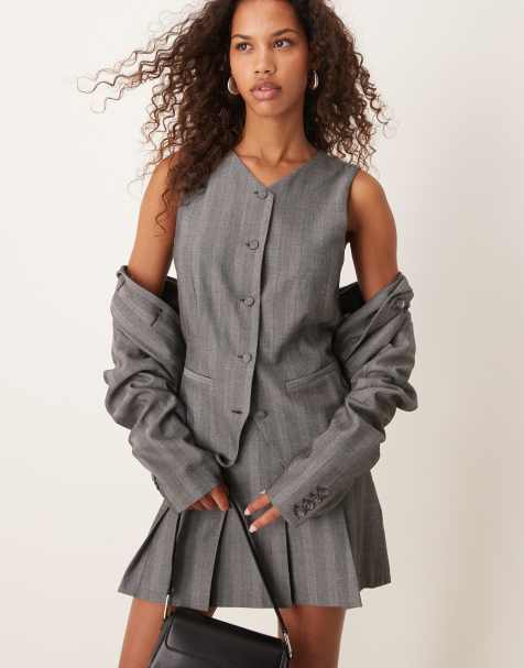 Chaleco de sastre gris a rayas con patrón de espiga y botones delanteros de Abercrombie & Fitch (parte de un conjunto) - view 1