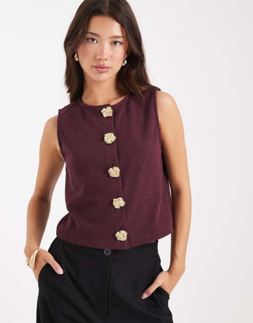 Chaleco de traje color ciruela con detalle de flores de metal de Miss Selfridge