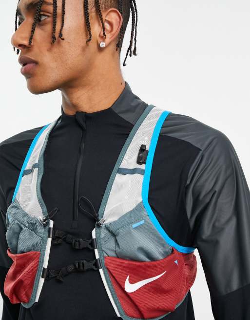 Chaleco de trail para hombre Nike.