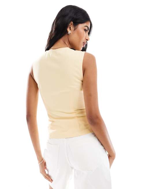 Chaleco vaquero amarillo crema de Miss Selfridge, 3 de 4