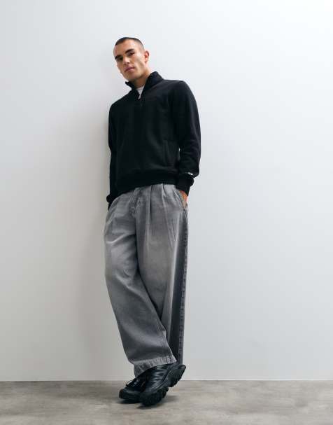 Champion Champion Core Heritage Half Zip Sweatshirt in black - view 1