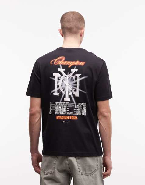 Champion – Czarny T-shirt z grafiką na plecach - view 1