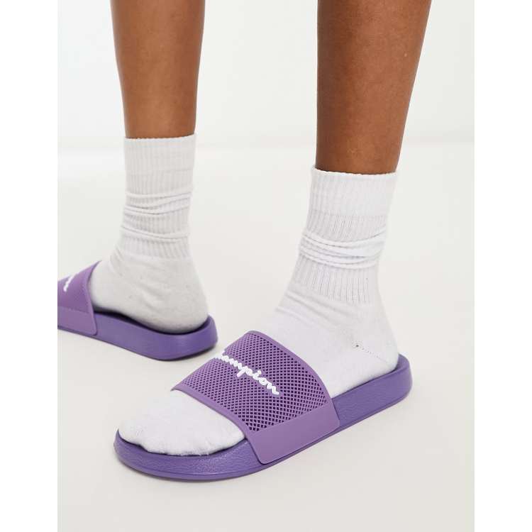 Champion Daytona slides in lilac