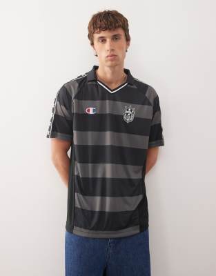 Champion football jersey in black - view 1