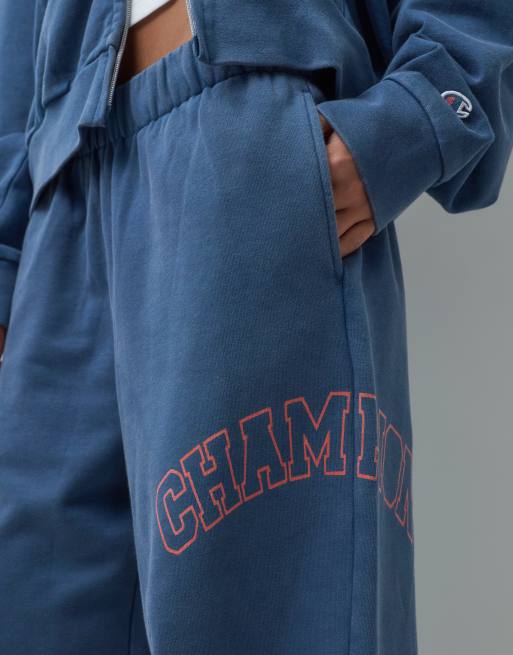 Champion Future Memories Damen Oversize-Jogginghose mit offenem Beinabschluss in Blau, 3 von 5