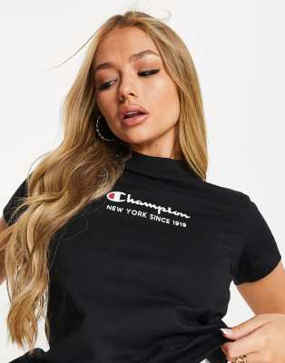 curve wears champion