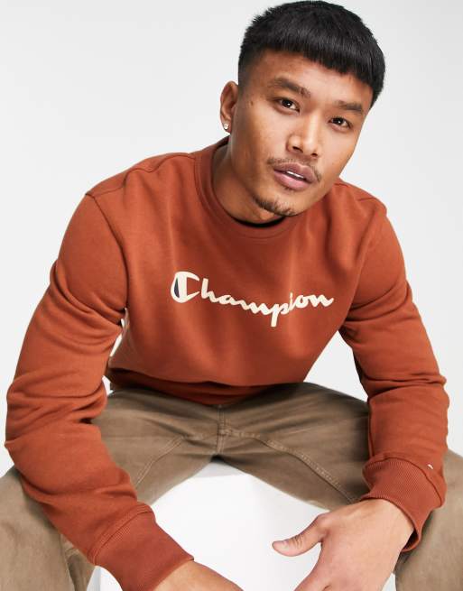 Champion crewneck script discount logo