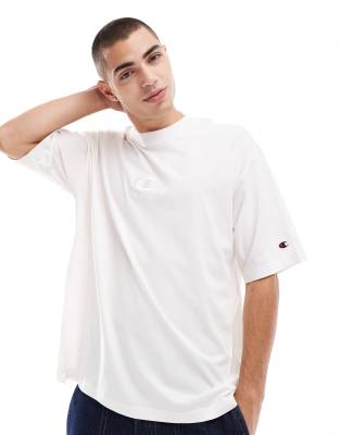 Champion Legacy small centre logo t-shirt in off white