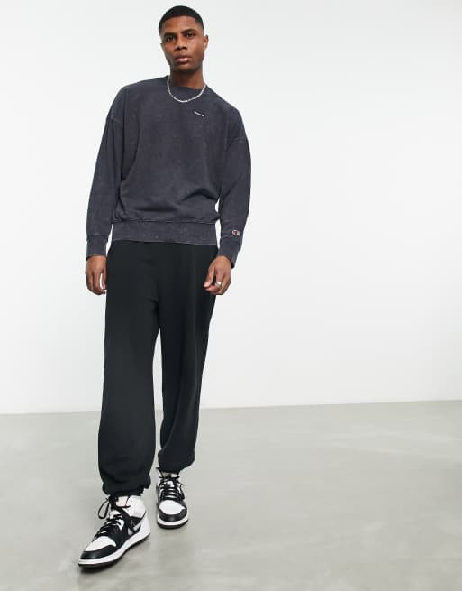 Black oversized outlet champion sweatshirt