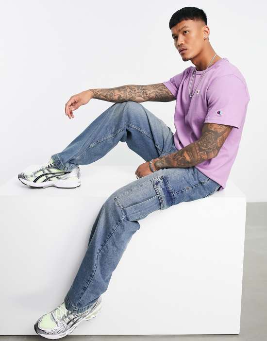 https://images.asos-media.com/products/champion-oversized-t-shirt-with-small-logo-in-lilac/202317748-4?$n_550w$&wid=550&fit=constrain