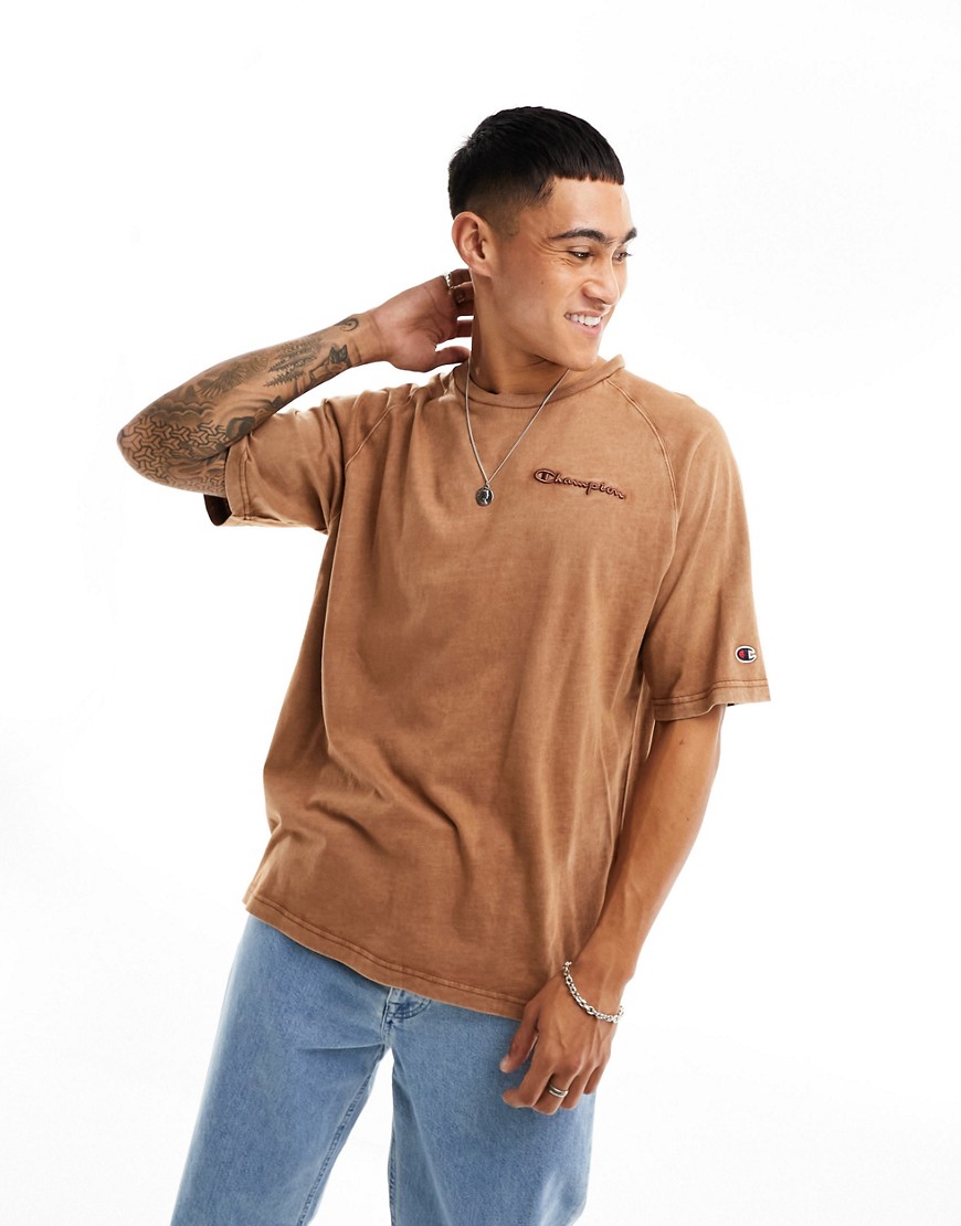 Champion Rochester t-shirt in brown-Red
