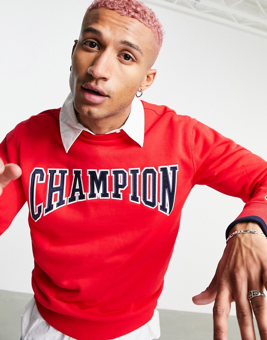 Champion – Röd sweatshirt med stor logga i collegestil