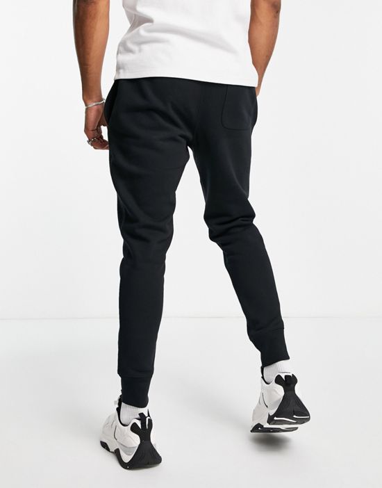 https://images.asos-media.com/products/champion-small-logo-sweatpants-in-black/200873611-2?$n_550w$&wid=550&fit=constrain