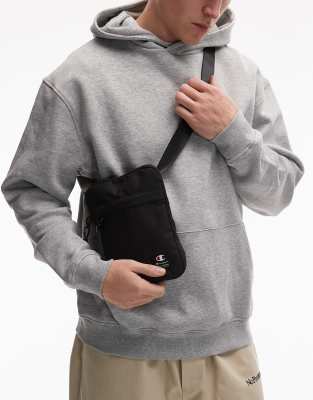 Champion Champion small shoulder bag in black