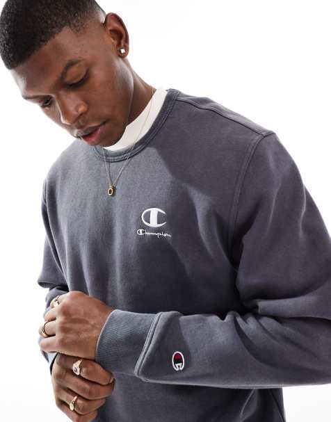 Champion – Sweatshirt in Anthrazit mit Rundhalsausschnitt - view 1
