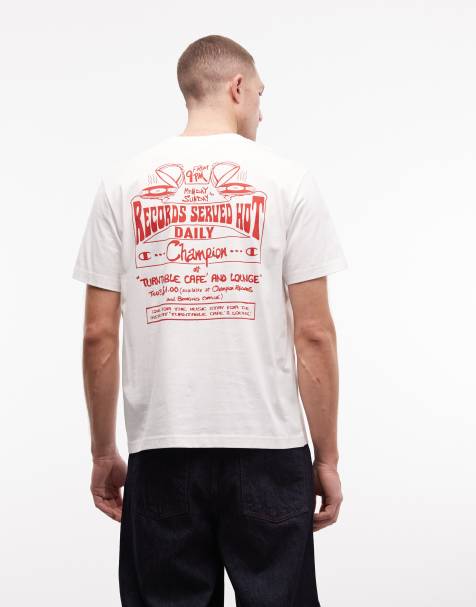 Champion - T-shirt met grafische print op de achterkant in wit - view 1