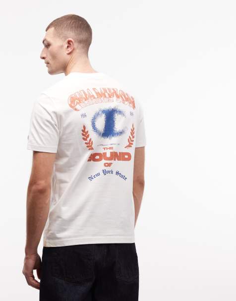Champion - T-shirt met print op de rug in wit - view 1