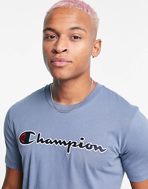 Champion – T-Shirt mit großem Logo in Blau | ASOS