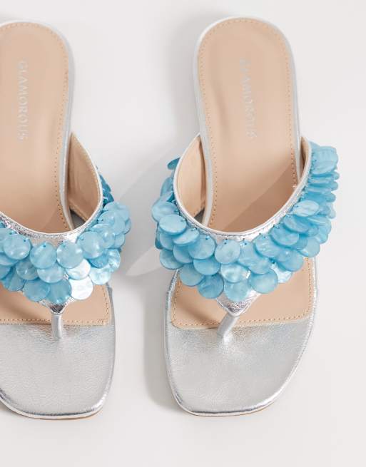 Chanclas azules con detalle de conchas de Glamorous, 2 de 4
