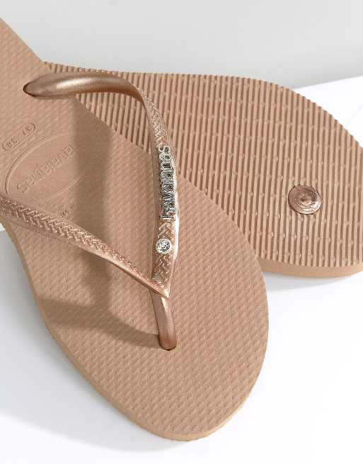 Chanclas con metal fino con logo y cristales de Havaianas, 4 de 4