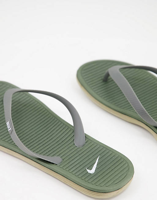 Chanclas con al dedo y logo Solarsoft de Nike | ASOS