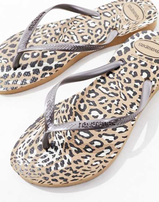 Chanclas marrones con estampado animal Slim de Havaianas, 2 de 4