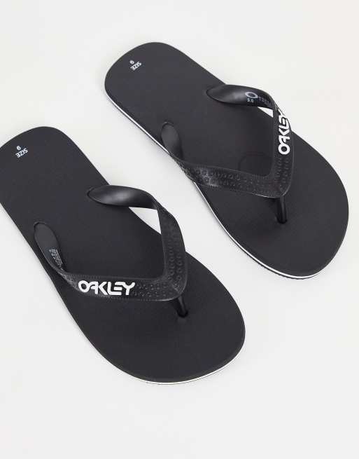 Chanclas negras Goldenoak de Oakley | ASOS