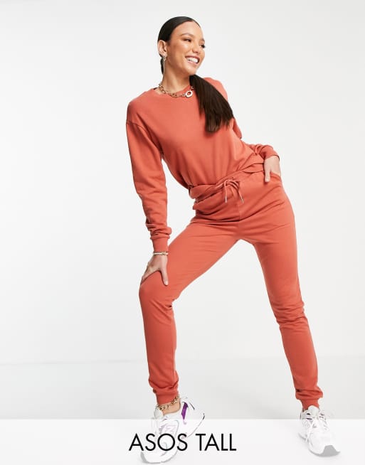 Chándal color arcilla de sudadera y joggers de corte slim de ASOS DESIGN Tall
