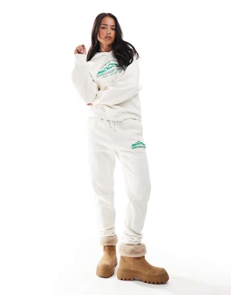 Chándal color crudo de sudadera con capucha extragrande y joggers de Threadbare Ski - view 1