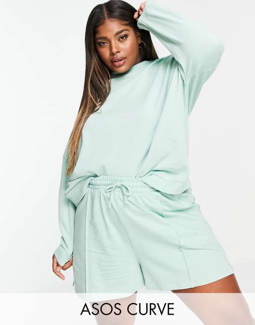Chándal corto verde pistacho con jaretas de felpa de verano de algodón orgánico de ASOS DESIGN Curve