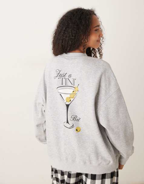 Chándal de sudadera y pantalones de pernera ancha con estampado de martini de ASOS DESIGN - view 1