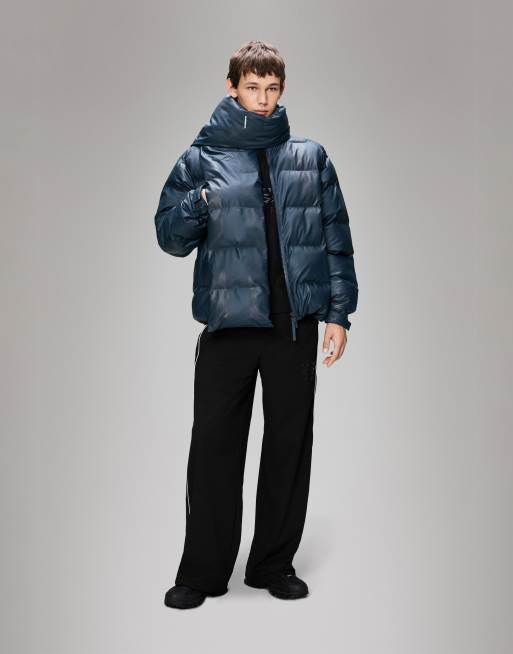 Chaqueta acolchada azul aislante impermeable Fan de Rains x Umbro, 3 de 5