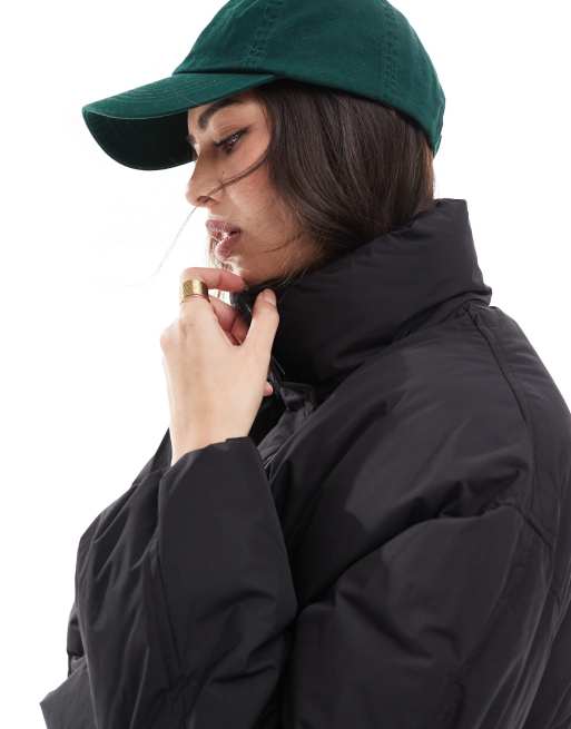 Chaqueta acolchada corta negra con cuello alzado de Pimkie, 3 de 4