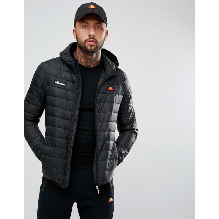 Modales combate precedente Chaqueta acolchada en negro Lombardy de ellesse | ASOS