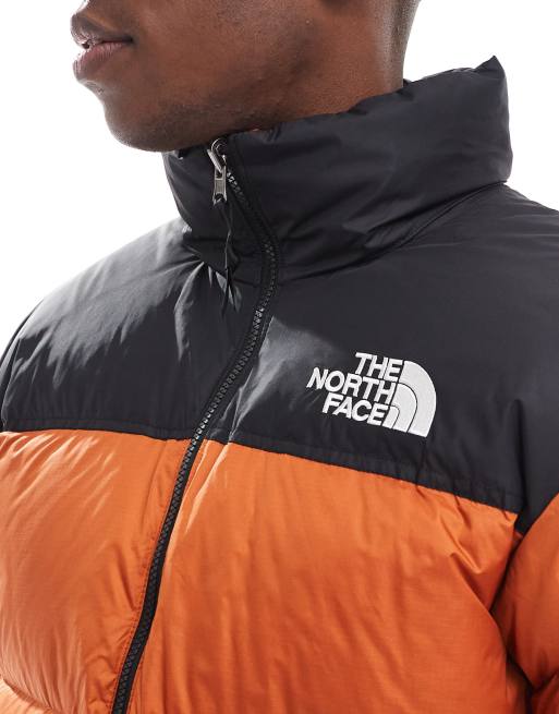 Chaqueta acolchada naranja de plumón 1996 Retro Nuptse de The North Face, 3 de 4