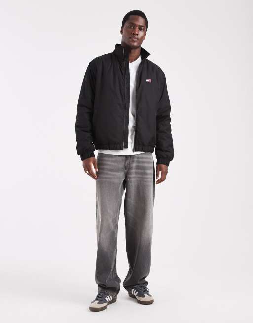 Chaqueta acolchada negra básica de Tommy Jeans, 2 de 5