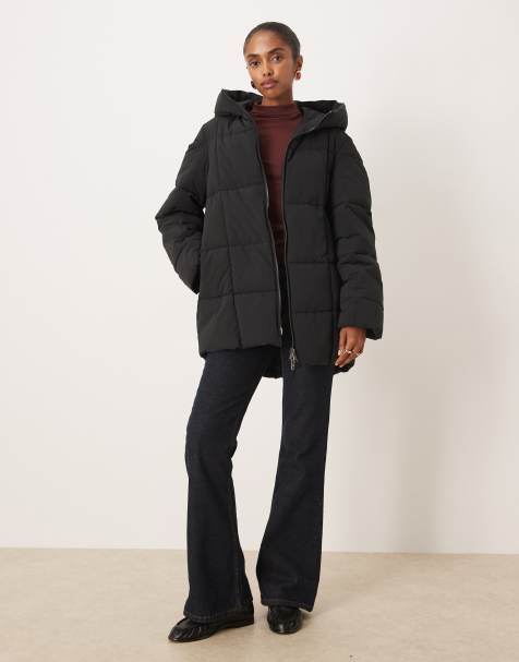 Chaqueta acolchada negra con capucha de Mango - view 1