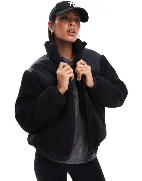 Chaqueta acolchada negra con cremallera de borreguito de South Beach - view 1