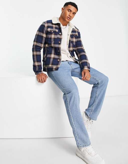 Chaqueta azul a cuadros con forro y cuello de borreguito de Le Breve, 2 de 4