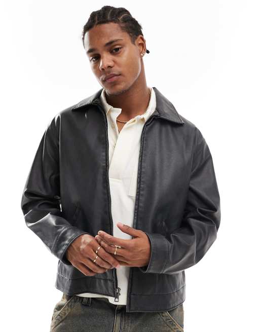 Chaqueta biker negra de corte cuadrado de cuero sintético con