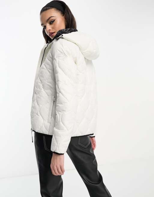 Chaqueta blanca con online capucha